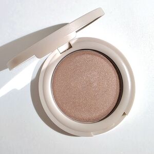 Jones Road The Illuminator Baby Pink LE